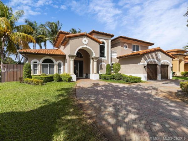 Silvercrest South, 8113 NW 158th Ter, Miami Lakes, Florida 33016, image 2