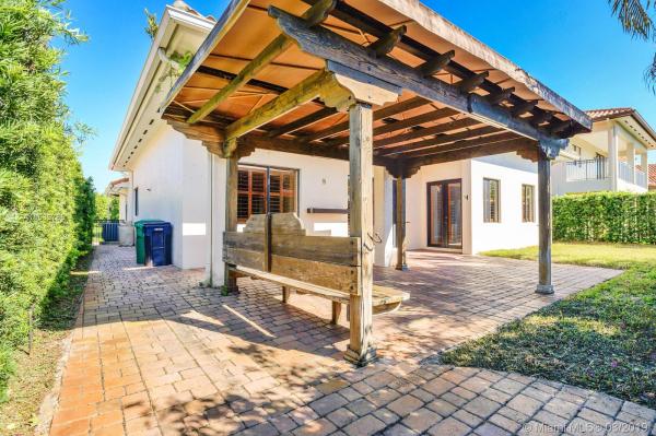 Cutler Cay, 19336 SW 77th Pl, Cutler Bay, Florida 33157, image 2