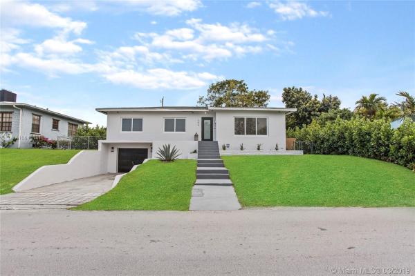 356 NE 111th St, Unincorporated Dade County, Florida 33161, image 2