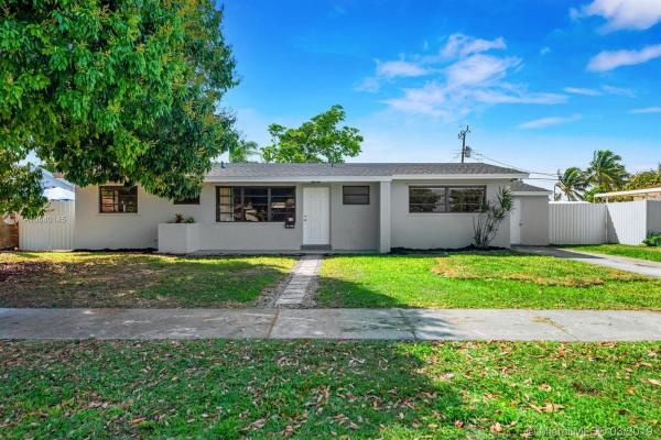 Fairway Park, 9820 SW 163rd St, Palmetto Estates, Florida 33157, image 2