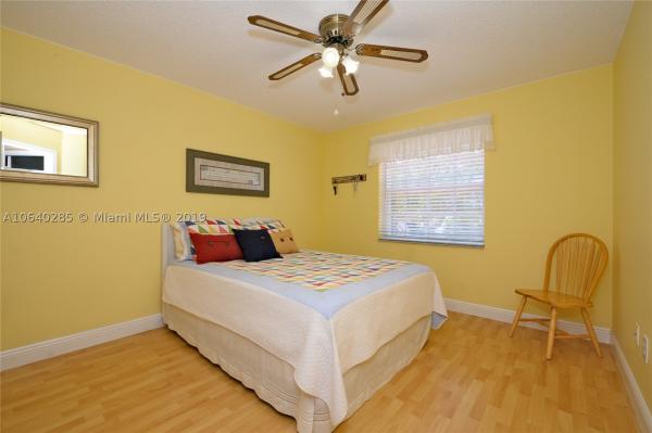 Gardens At Huntington, 5011 SW 150th Ave, Miramar, Florida 33027, image 2
