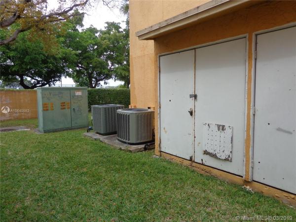 Paseo Real, 6205 Kendale Lakes Cir #F 277, Kendale Lakes, Florida 33183, image 2