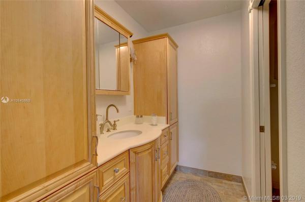 Sunset Condor, 10904 SW 72nd St #51, Kendall, Florida 33173, image 2
