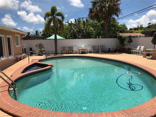 Tropical Estates, 4900 SW 101st Ave, Olympia Heights, Florida 33165, image 2
