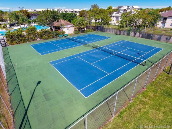 Snapper Village, 6814 SW 114 Pl #65, Kendall, Florida 33173, image 2