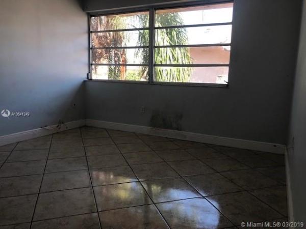 View West, 15680 SW 82nd Circle Ln #86, Kendall West, Florida 33193, image 2