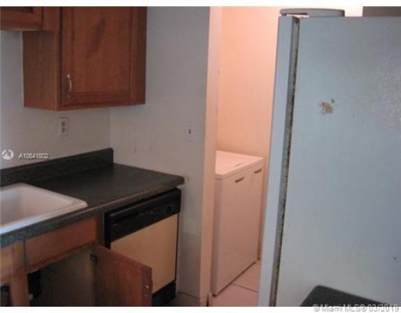 Palm Cove, 10765 SW 108th Ave #105, Kendall, Florida 33176, image 2