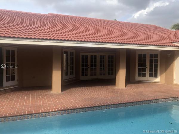 The Mansions, 4570 SW 149th Ct, Kendall West, Florida 33185, image 2