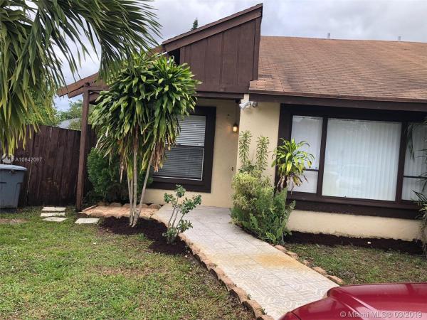 Mil Lake Estates, 3758 Mil Pond Ct, Greenacres, Florida 33463, image 2
