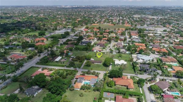 9525 SW 68th St, Sunset, Florida 33173, image 2