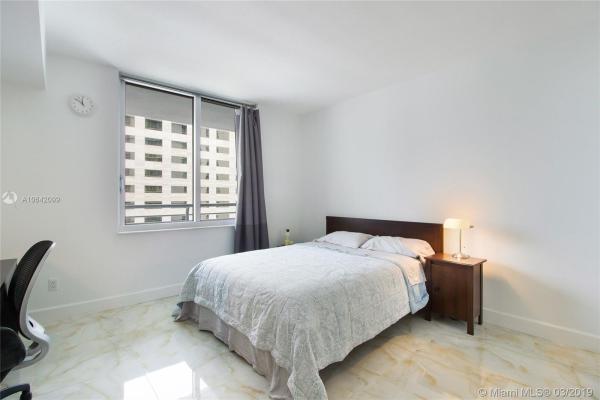 One Miami East, 335 S Biscayne Blvd #3002, Miami, Florida 33131, image 1