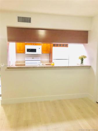 Las Vistas At Doral, 8180 Geneva Ct #322, Doral, Florida 33166, image 2