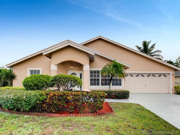 Normandy Isles, 1188 Landings Run, Greenacres, Florida 33413, image 2