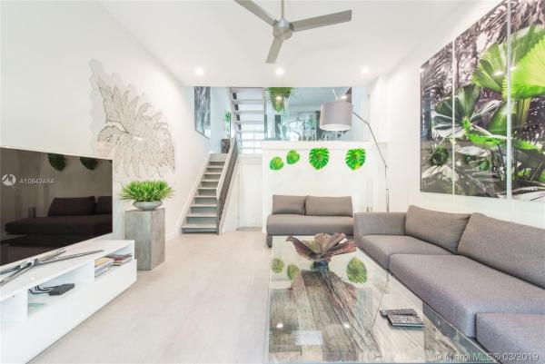 Peppertree Village Townhouses, 2966 Day Ave #3205, Miami, Florida 33133, image 2