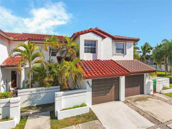Saga Bay Townhomes, 8413 SW 208th St #8413, Cutler Bay, Florida 33189, image 2