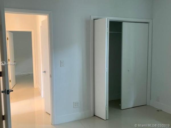 Durniers, 1728 SW 17th St, Miami, Florida 33145, image 2