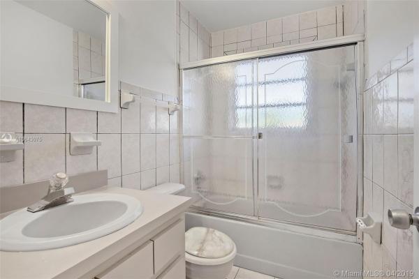 Heftler Homes Sunset Park, 8425 SW 99th Ave, Kendall, Florida 33173, image 2