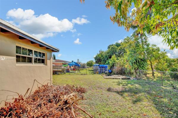Fleetwood Gardens, 1960 NW 187th St, Miami Gardens, Florida 33056, image 2