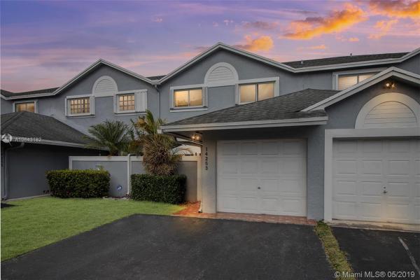 Place Royale, 14253 SW 96th Ter #14253, The Hammocks, Florida 33186, image 2