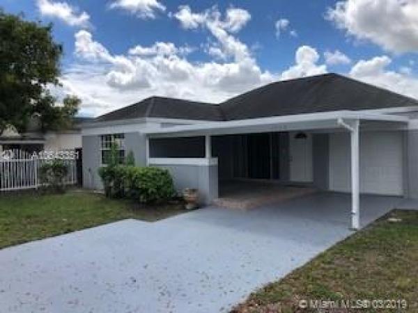 Leslie Lake North, 2940 NW 203rd Ter, Miami Gardens, Florida 33056, image 2