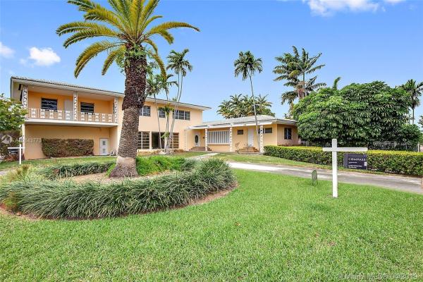 Orchard, 4400 Pine Tree Dr, Miami Beach, Florida 33140, image 2
