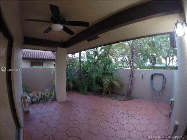 Courtyards In The Crossings, 11420 SW 132nd Ct, The Crossings, Florida 33186, image 2