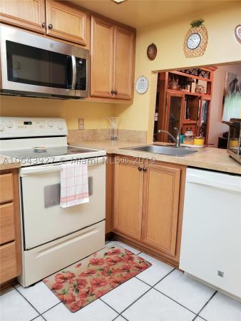 Royal Park, 104 Royal Park Dr #1D, Oakland Park, Florida 33309, image 1