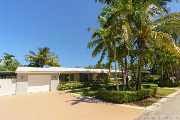 Twin Lakes Manor, 5601 SW 63rd Ct, South Miami, Florida 33143, image 2