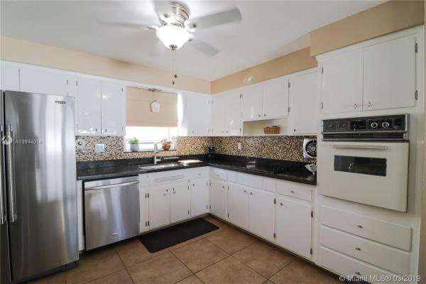 Oak Grove, 1141 SW 32nd St, Fort Lauderdale, Florida 33315, image 2