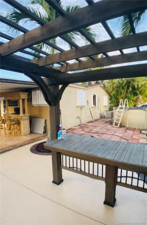 Realsite Estates, 19000 NW 44th Ct, Miami Gardens, Florida 33055, image 2