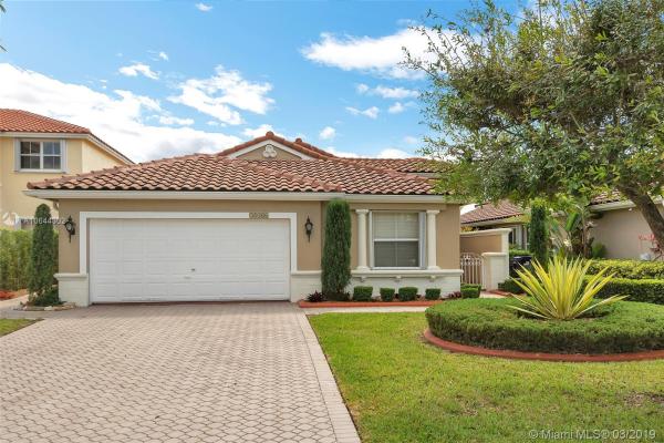 Silver Lakes, 13466 SW 144th Ter, Three Lakes, Florida 33186, image 2