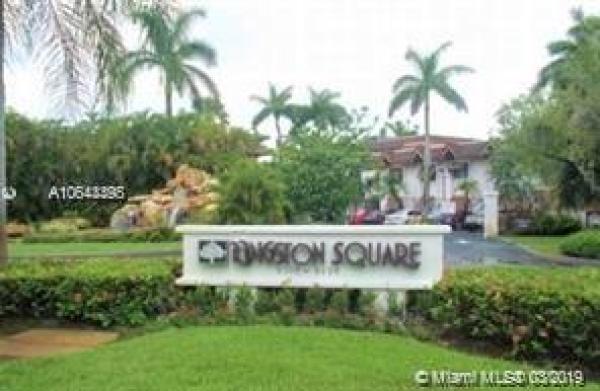 Kingston Square, 9302 SW 77th Ave #B1, Kendall, Florida 33156, image 2