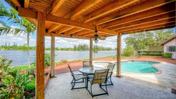 Biscayne Gardens Estates, 14700 NW 17th DR, Golden Glades, Florida 33167, image 2