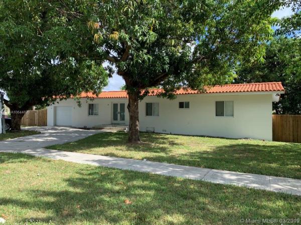 Country Club Estates, 501 Mokena Dr, Miami Springs, Florida 33166, image 2