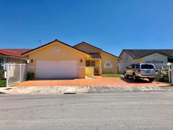 Bird Lakes South, 4739 SW 143rd Ct, Kendale Lakes, Florida 33175, image 2