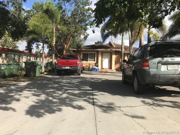 Jane Towers, 185 NW 4th St, Homestead, Florida 33030, image 2
