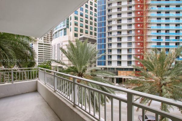 Yacht Club Brickell, 1111 Brickell Bay Dr #301, Miami, Florida 33131, image 1