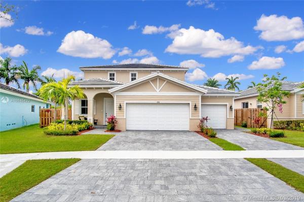 Carmens Place, 360 NE 28th Ter, Homestead, Florida 33033, image 2