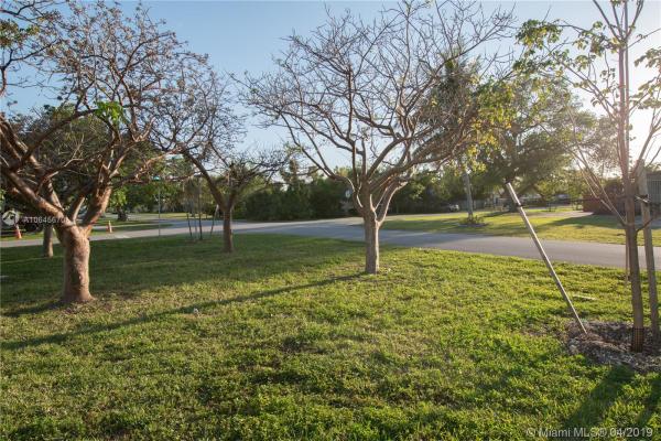 Central Miami, 6783 S Waterway Dr, Coral Terrace, Florida 33155, image 2