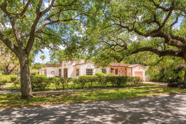 Biltmore, 756 Malaga Ave, Coral Gables, Florida 33134, image 2