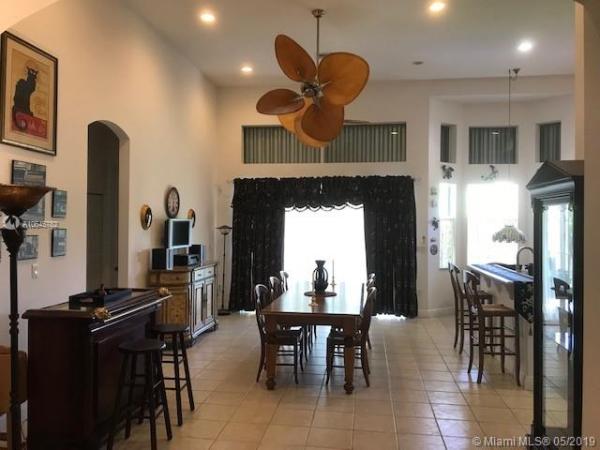 16401 SW 281st St, Unincorporated Dade County, Florida 33033, image 2