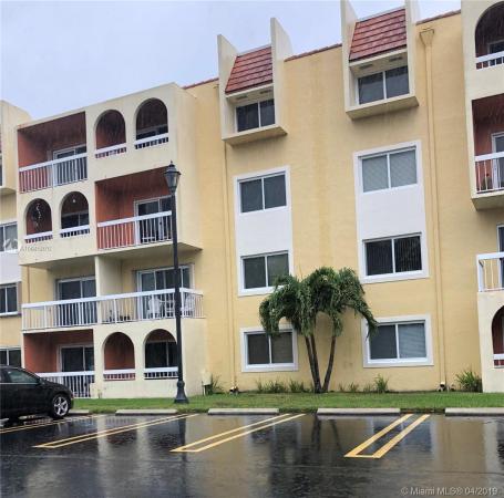 Village Of Kings Creek, 7830 Camino Real #K-309, Glenvar Heights, Florida 33143, image 2
