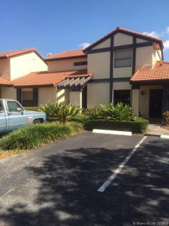 Village Homes At Lakes Of The Meadow, 15255 SW 45th Ter #C-56, Kendall West, Florida 33185, image 2