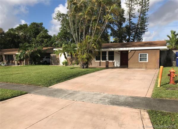 Miramar Tropical, 2030 Acapulco Dr, Miramar, Florida 33023, image 2