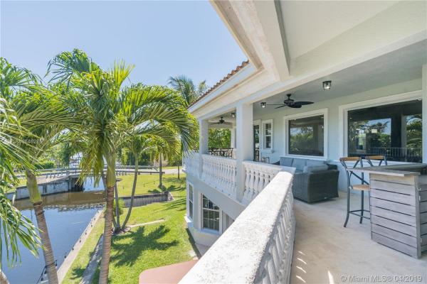 Lake View Haven, 3724 Diane Dr, Boynton Beach, Florida 33435, image 2