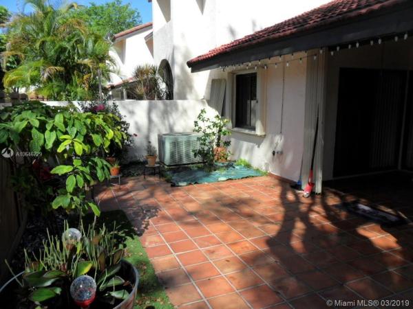 Kenland Court, 12516 SW 94th Ter, The Crossings, Florida 33186, image 2
