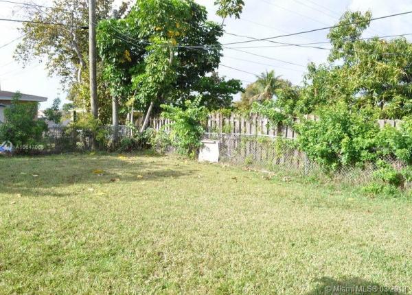 South Coral Homes, 9771 Martinique Dr, Cutler Bay, Florida 33189, image 2