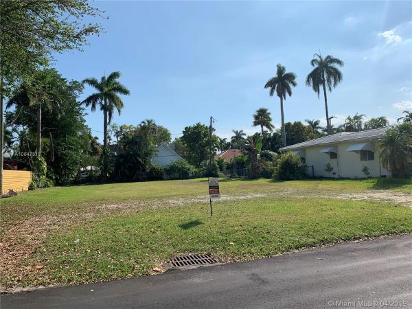 Bay Lure, 1276 NE 93rd St, Miami Shores, Florida 33138, image 2