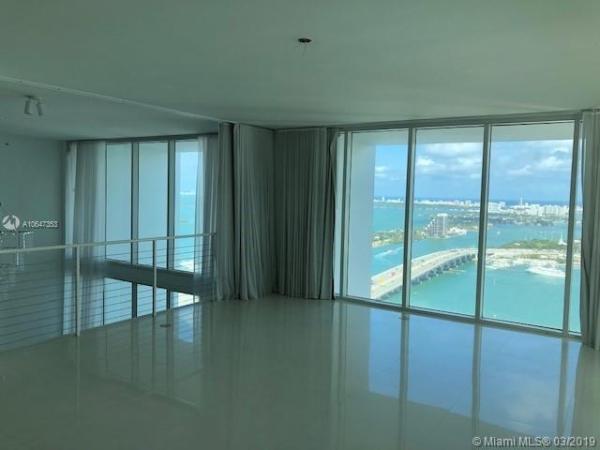 Ten Museum Park Residential, 1040 Biscayne Blvd #4202, Miami, Florida 33132, image 2