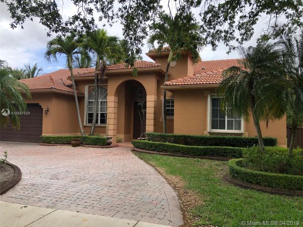 Oak Place, 16139 NW 79th Ave, Miami Lakes, Florida 33016, image 2